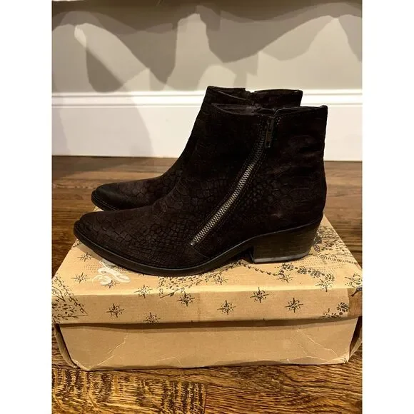 NIB Free People Crossings Western Snake Embossed Ankle Boot in Taupe 7 - Picture 2 of 10